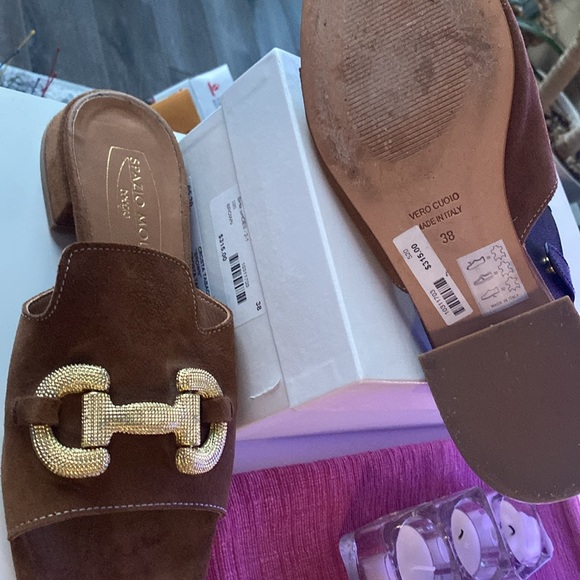 Misha Italian slipper with gold buckle size 38 - Picture 4 of 5